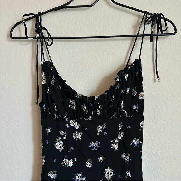 Reformation Embry Dress - Picture 6 of 6